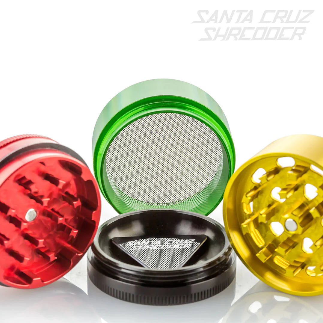 Medium 4 Piece Grinder | Rasta